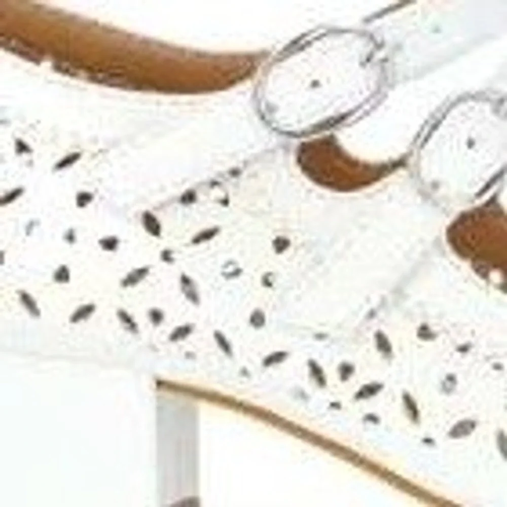 NWT Size 8 Wonder Nation Girls White Eyelet Dress Shoes Low Heel Mary Jane